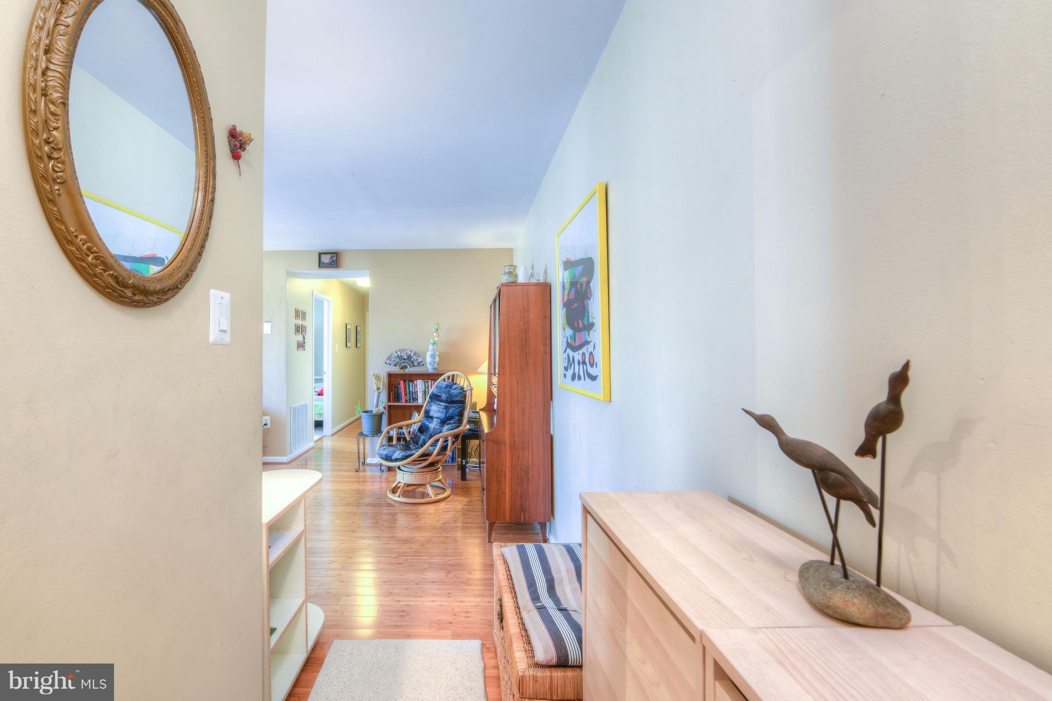 CANTERBURY SQUARE - Residential