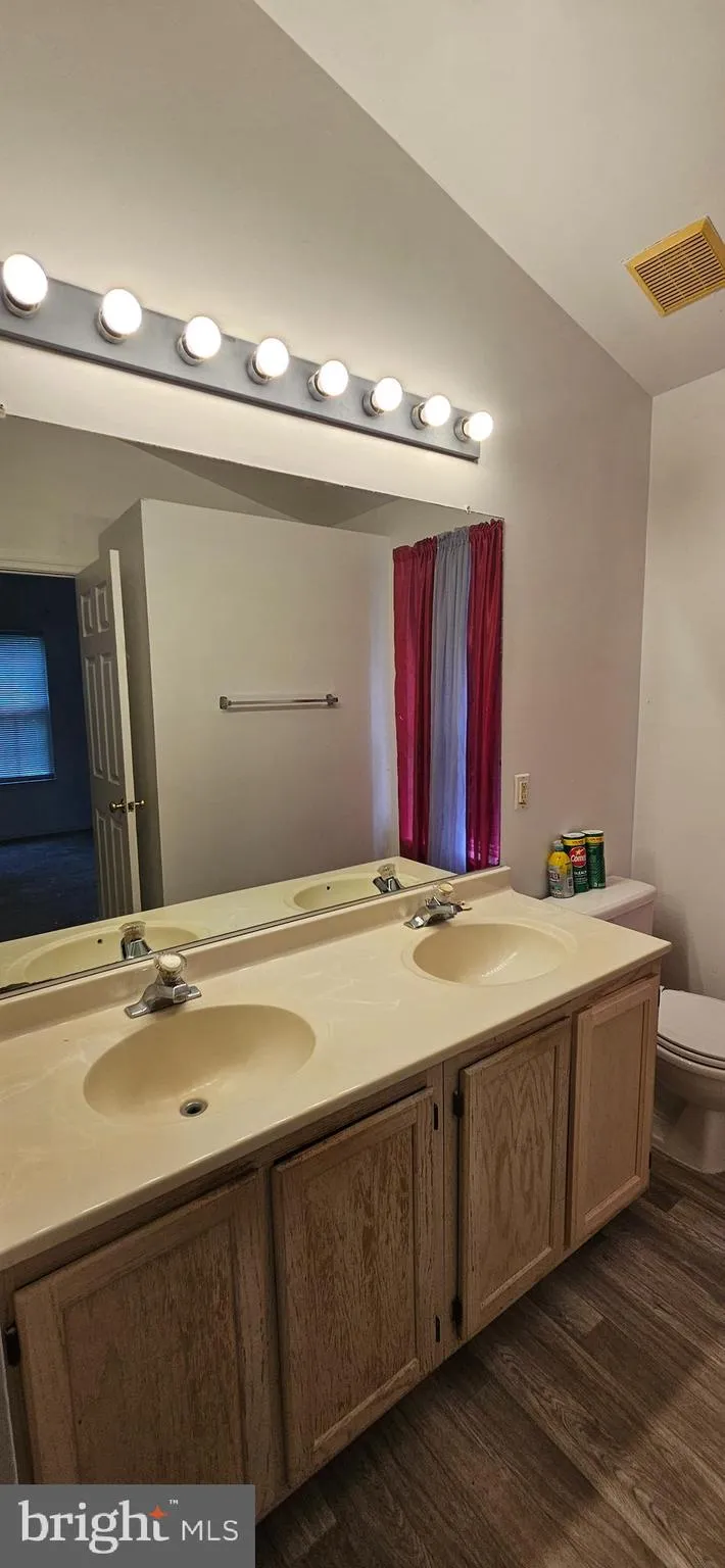 Capitol Heights, Maryland 20743, United States, 3 Bedrooms Bedrooms, ,3 BathroomsBathrooms,Residential,Active,154264