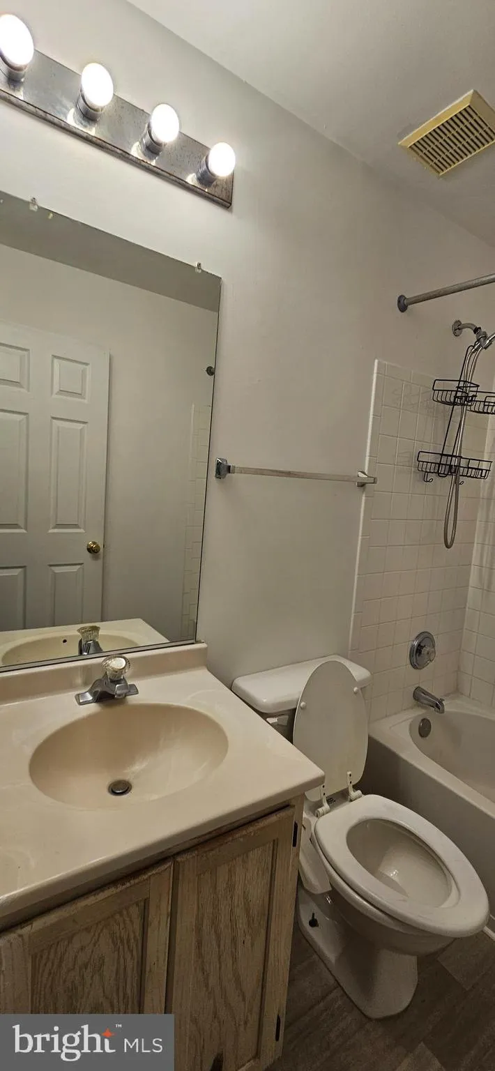 Capitol Heights, Maryland 20743, United States, 3 Bedrooms Bedrooms, ,3 BathroomsBathrooms,Residential,Active,154264