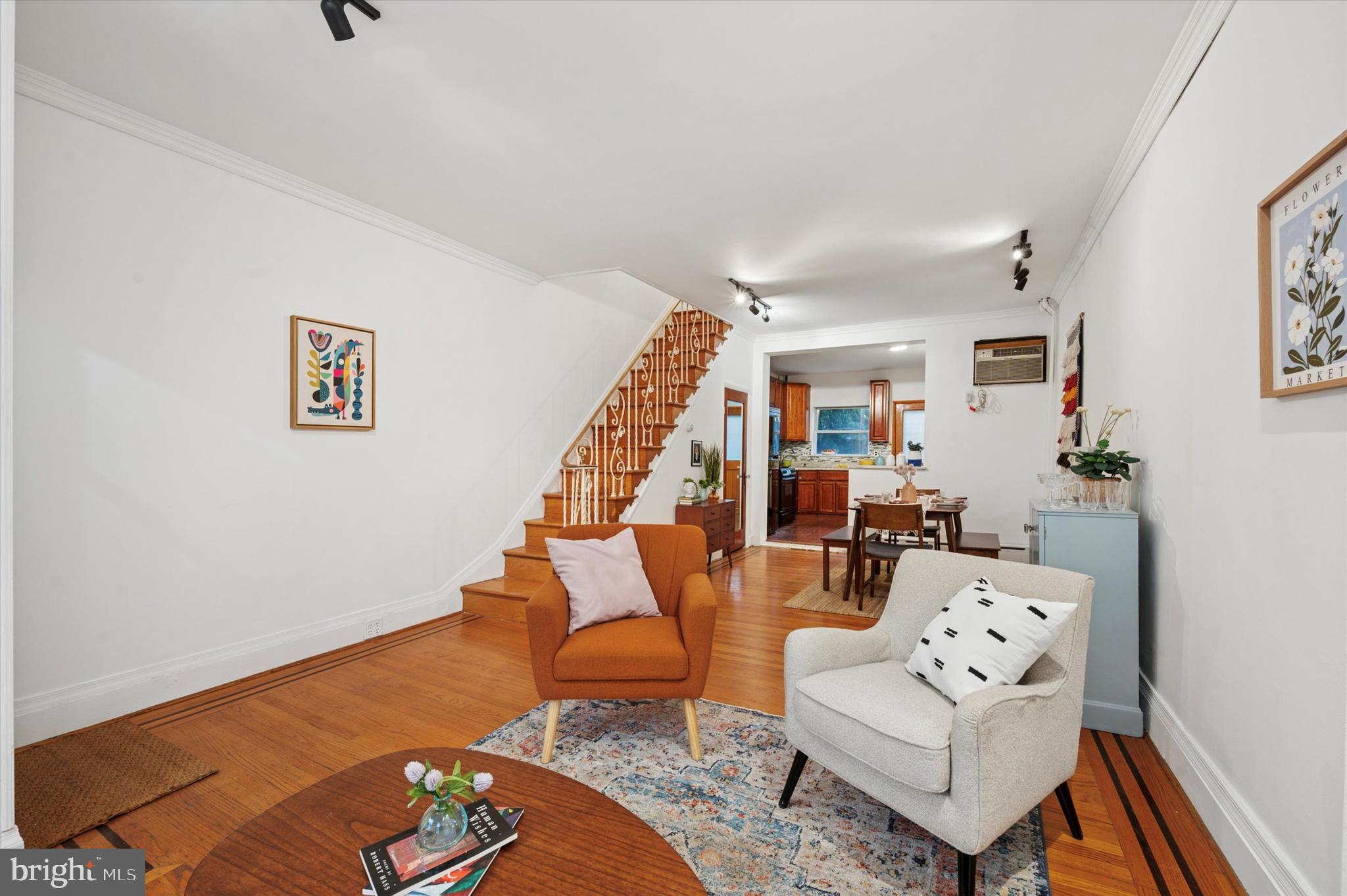 LOWER MOYAMENSING - Residential