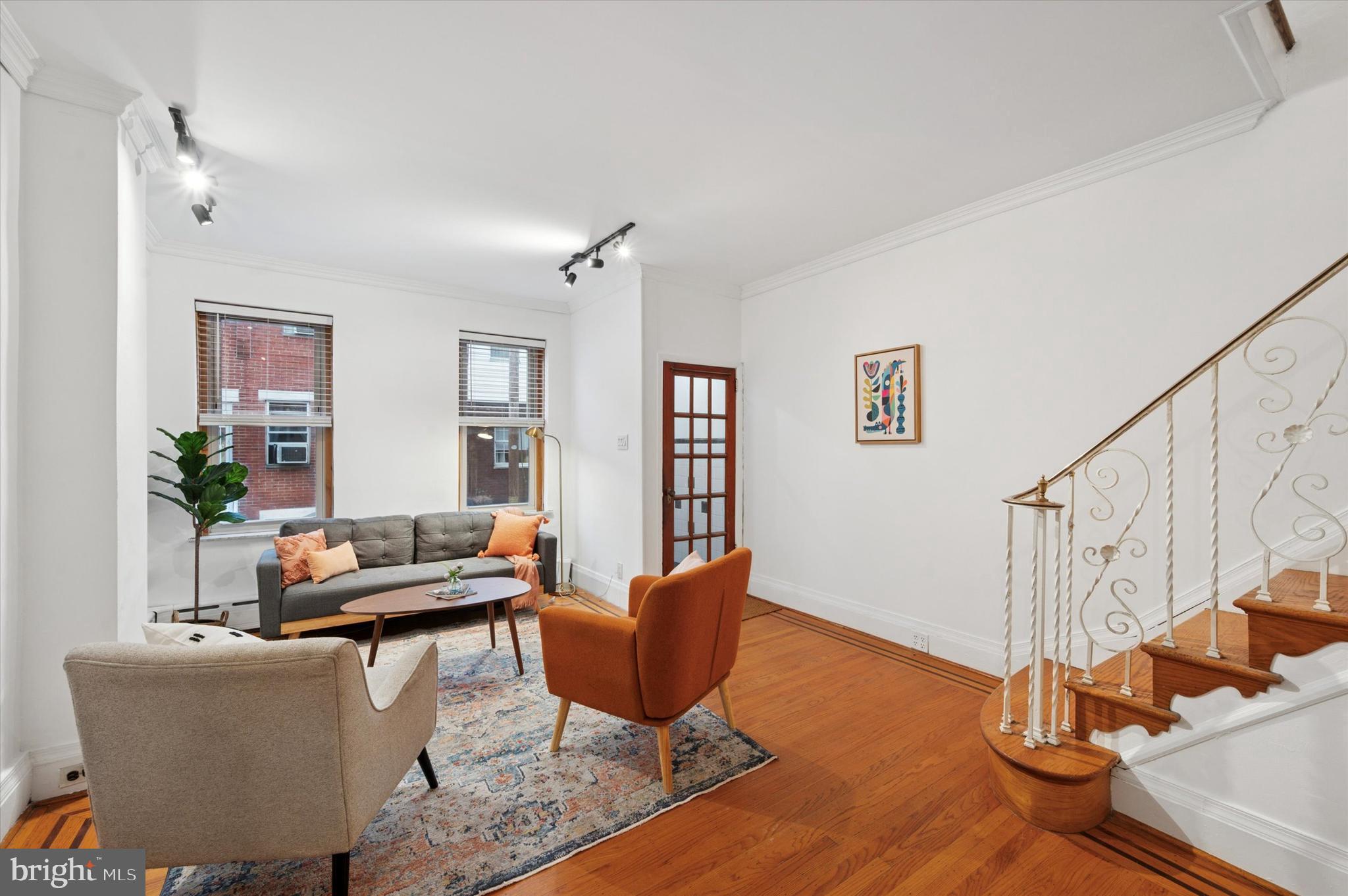 LOWER MOYAMENSING - Residential