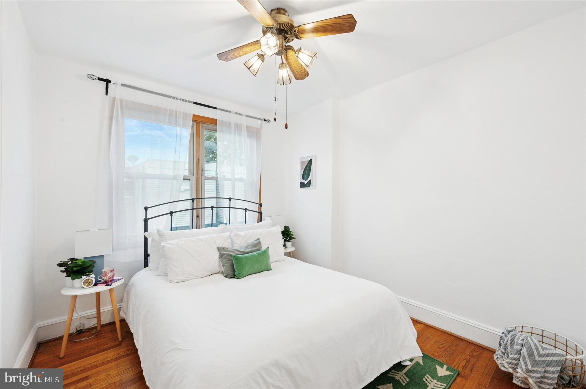 LOWER MOYAMENSING - Residential