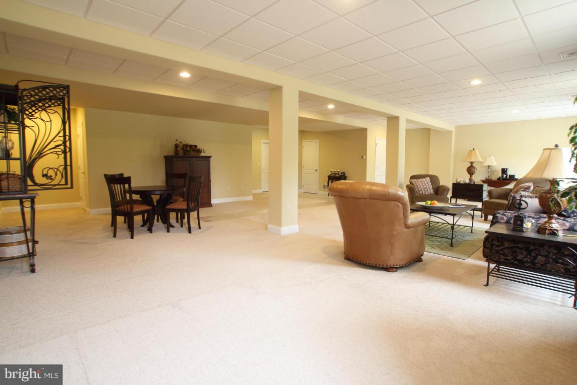 CROSSGATES - Residential