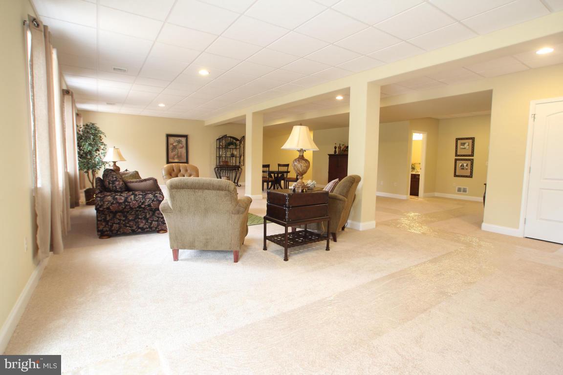 CROSSGATES - Residential