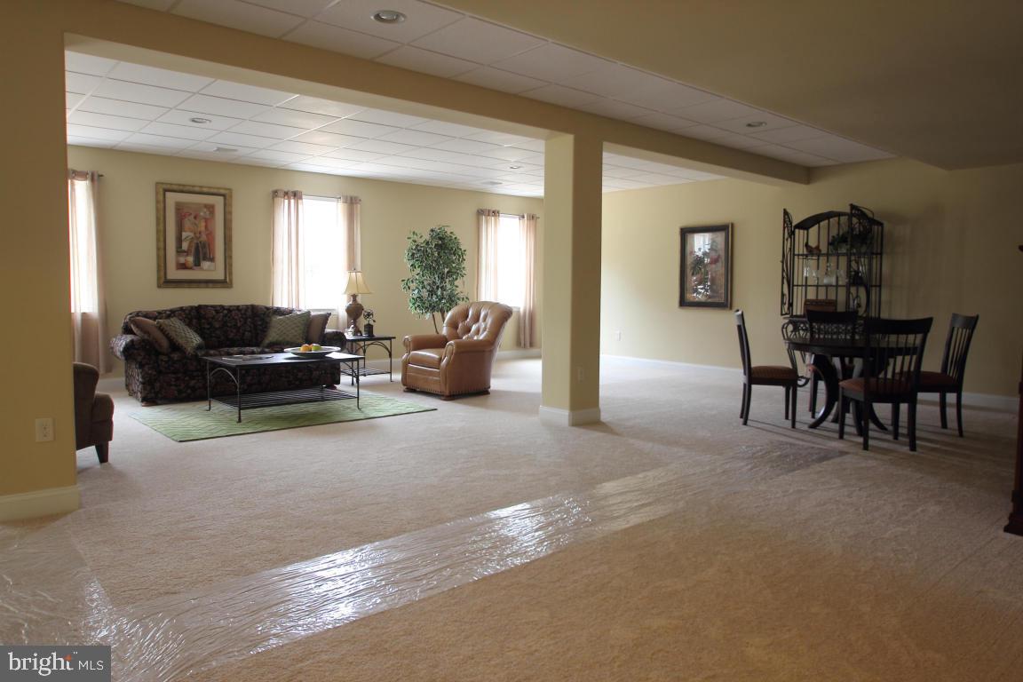 CROSSGATES - Residential