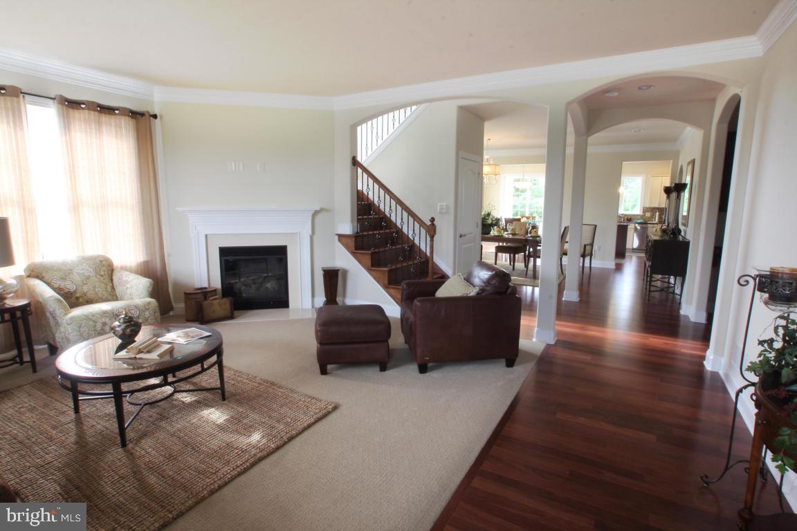 CROSSGATES - Residential