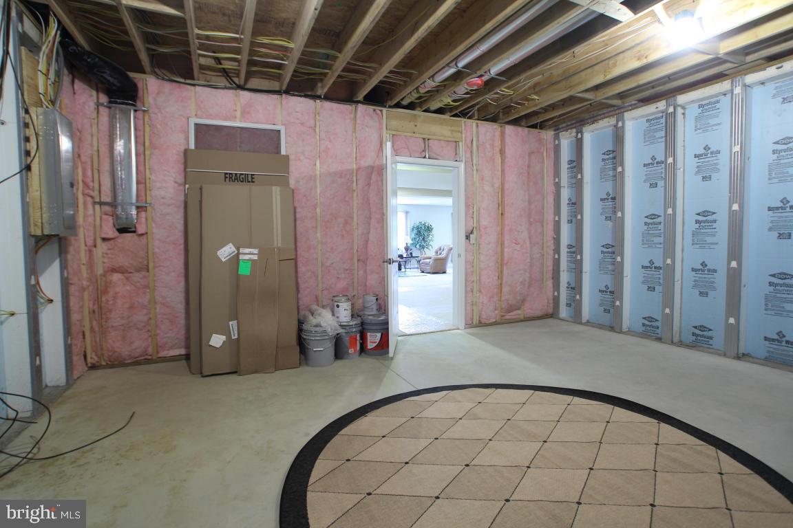 CROSSGATES - Residential