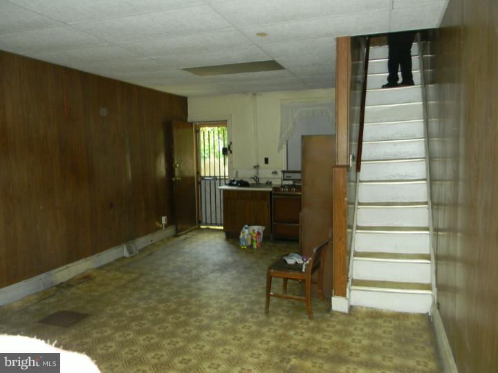 STRAWBERRY MANSION - Residential