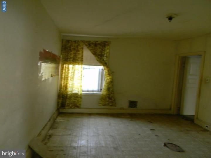 STRAWBERRY MANSION - Residential