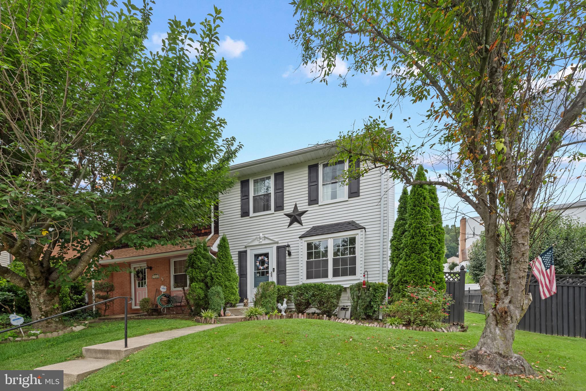 9928 NEARBROOK LANE