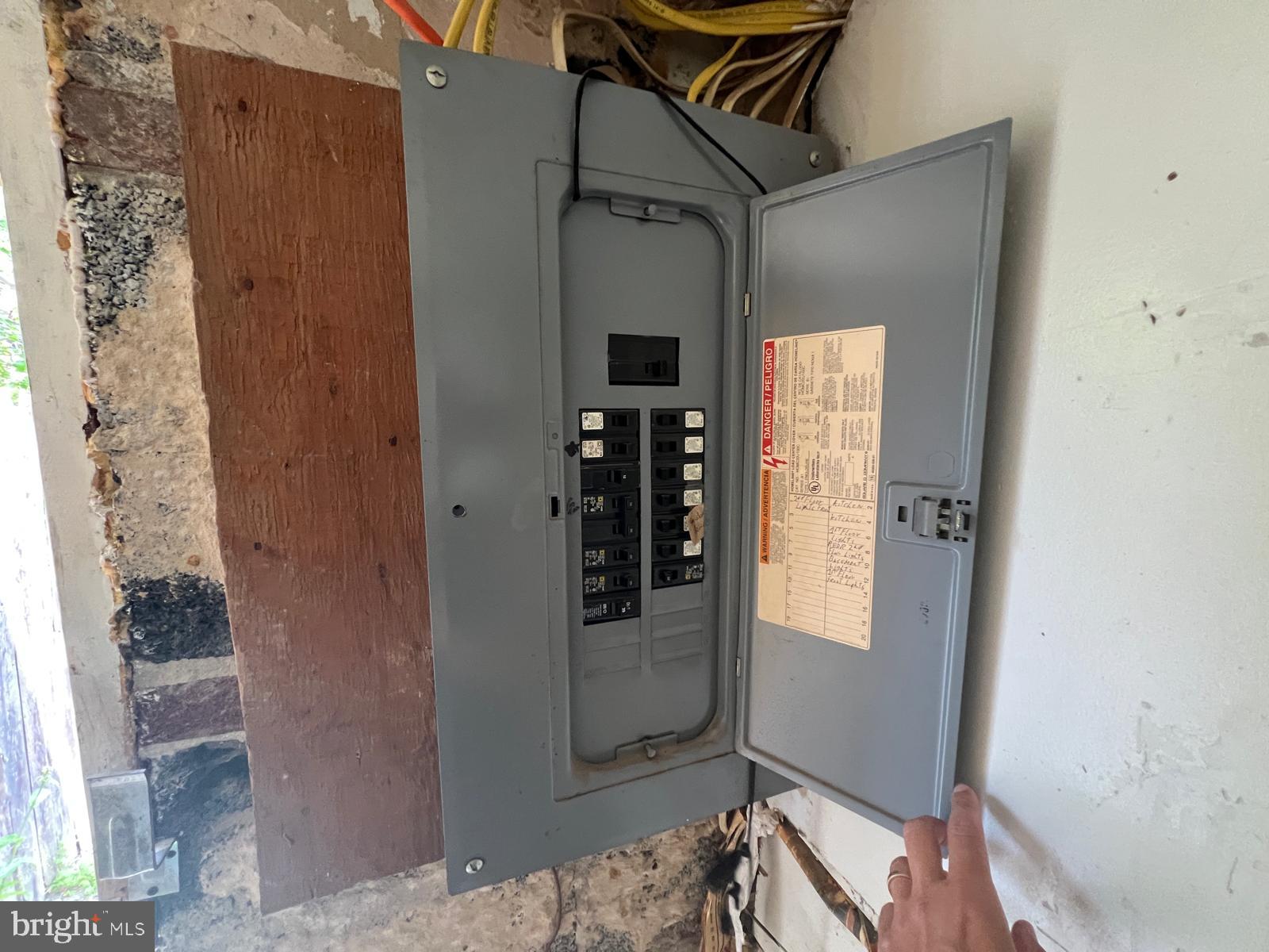 CHERRY HILL - Residential