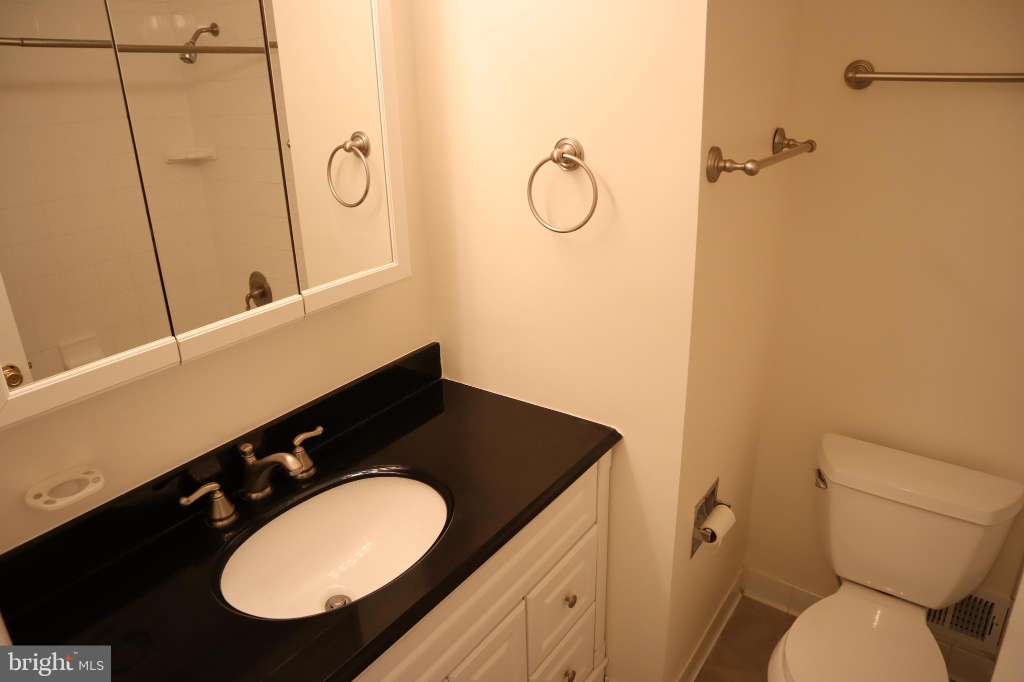 HALPINE VILLAGE - Residential Lease