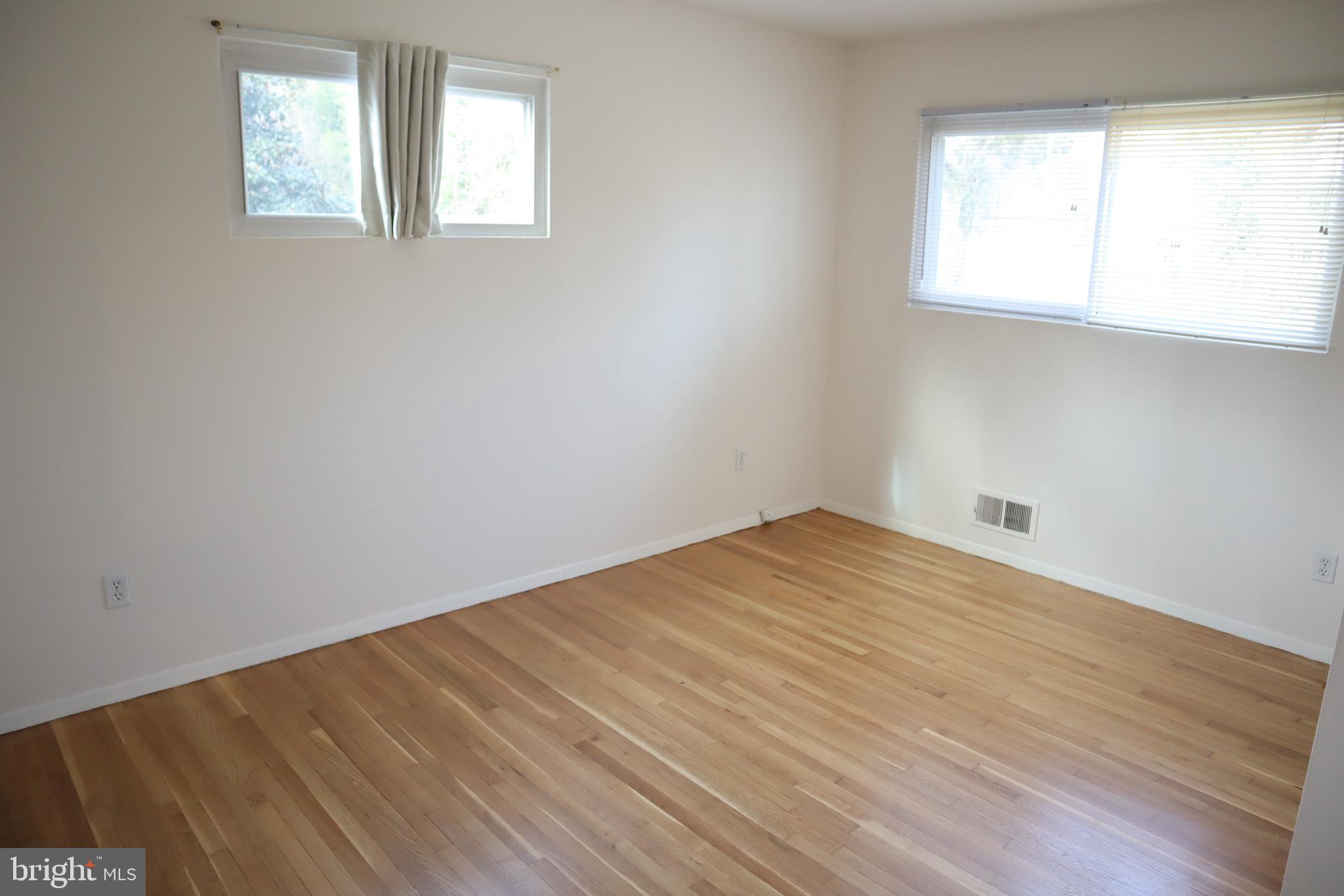 HALPINE VILLAGE - Residential Lease