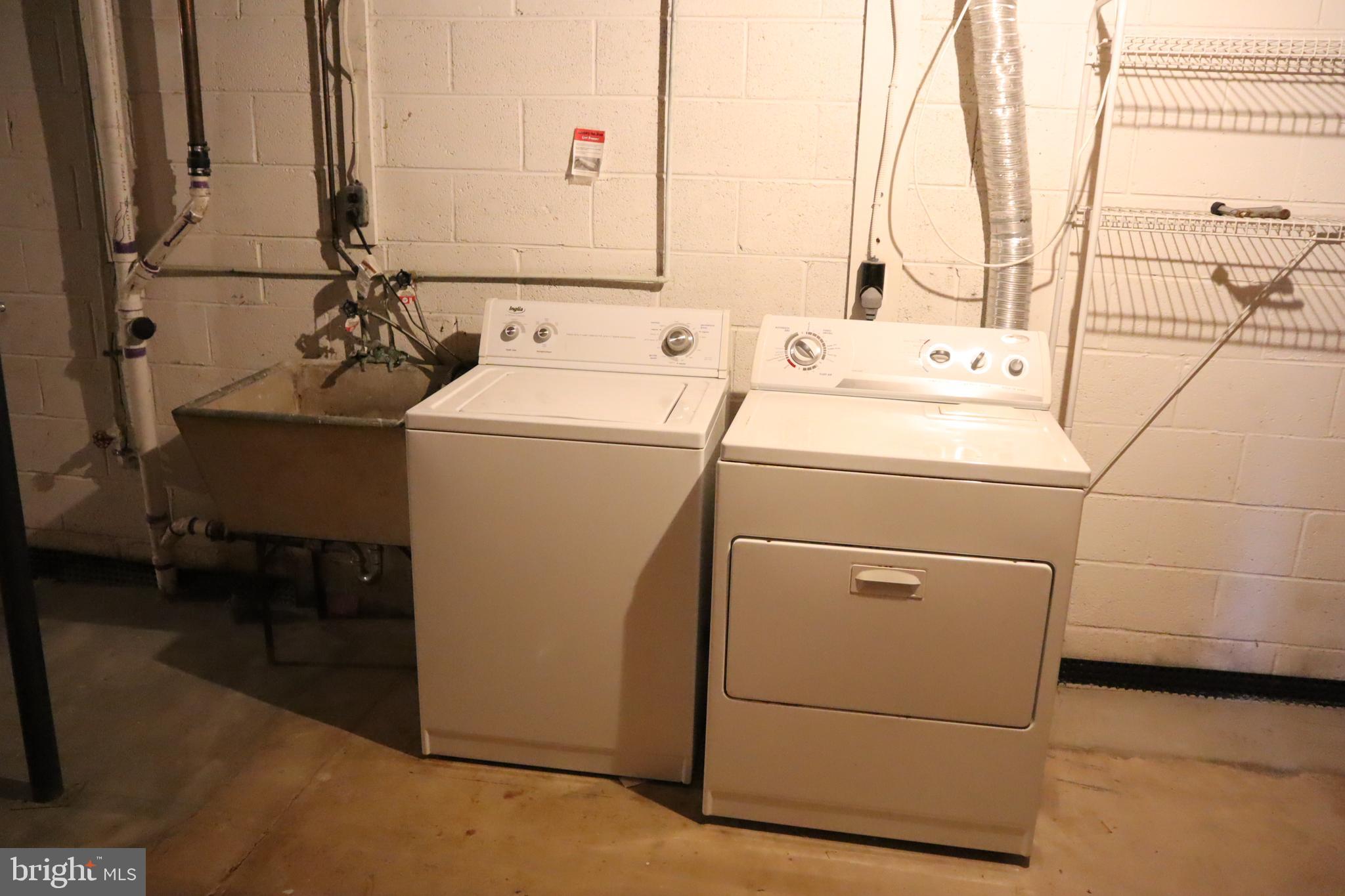 HALPINE VILLAGE - Residential Lease