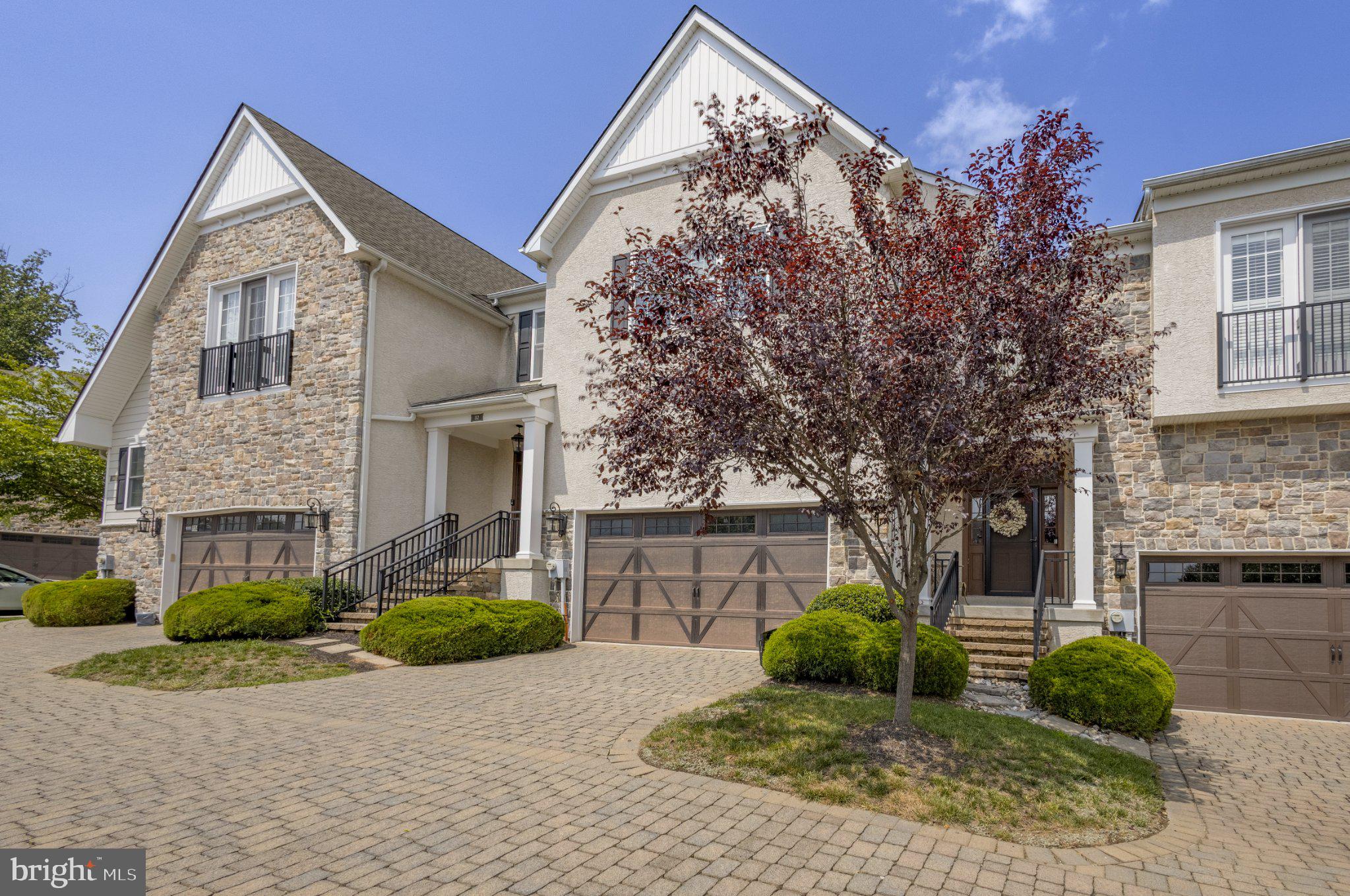 112 WELLINGTON DRIVE
