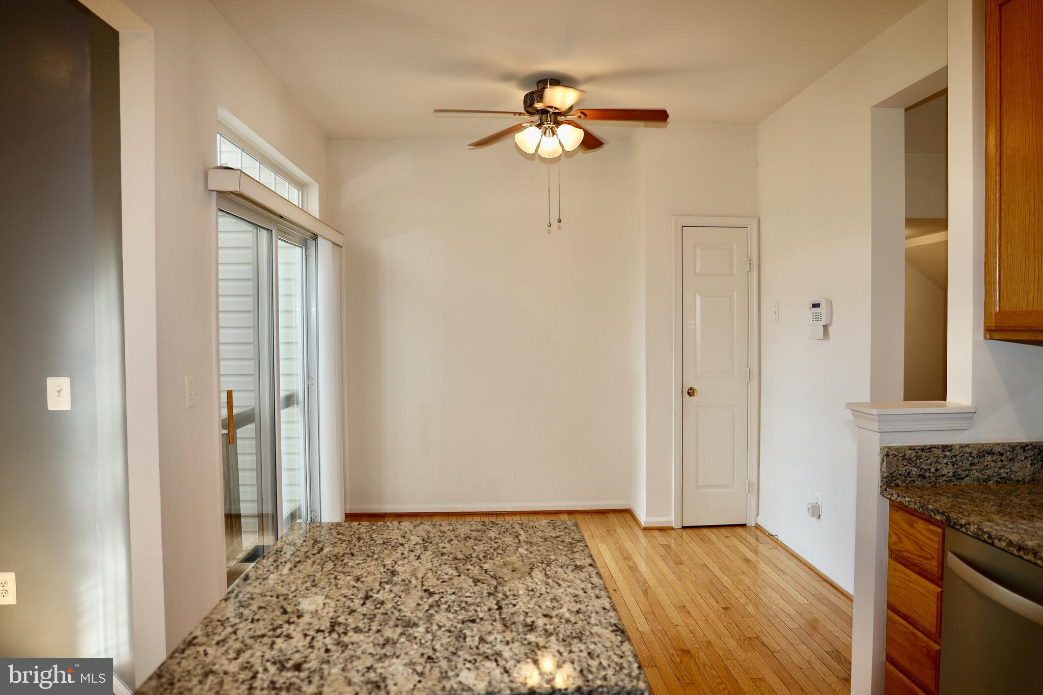 RIVERSIDE STATION - Residential Lease