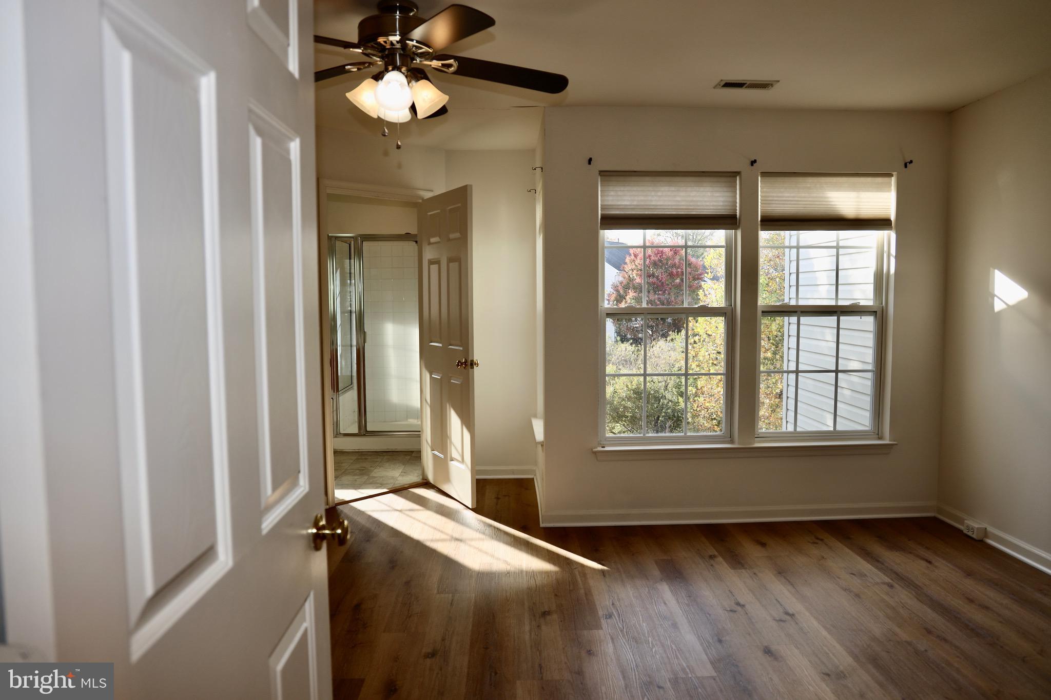 RIVERSIDE STATION - Residential Lease