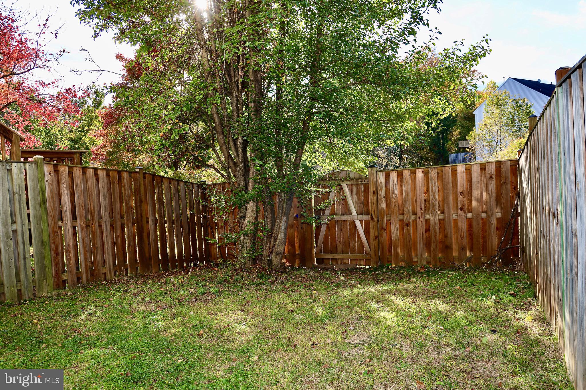 RIVERSIDE STATION - Residential Lease