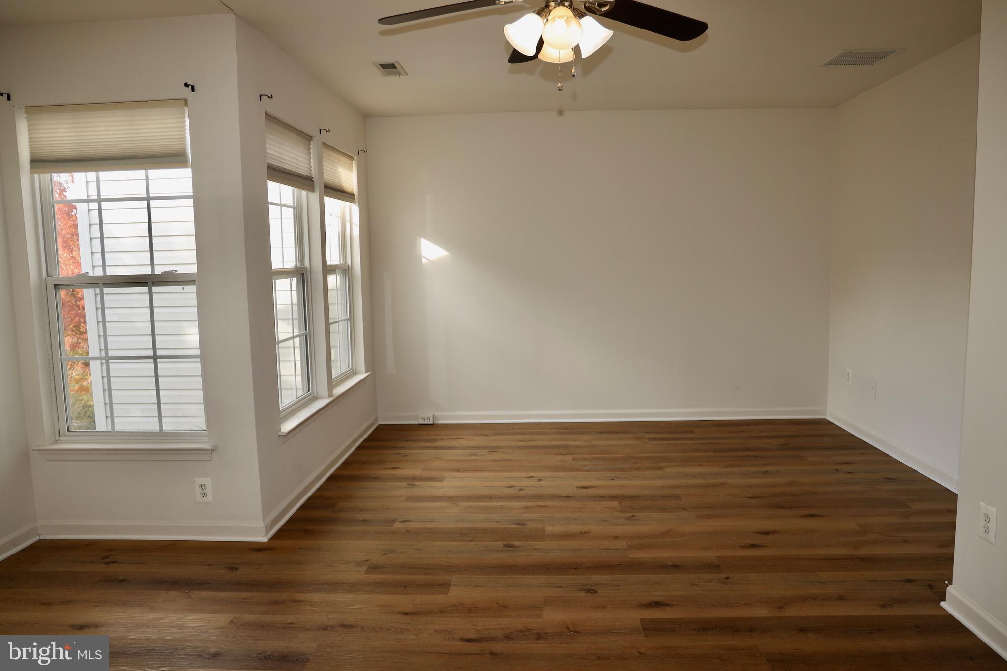 RIVERSIDE STATION - Residential Lease