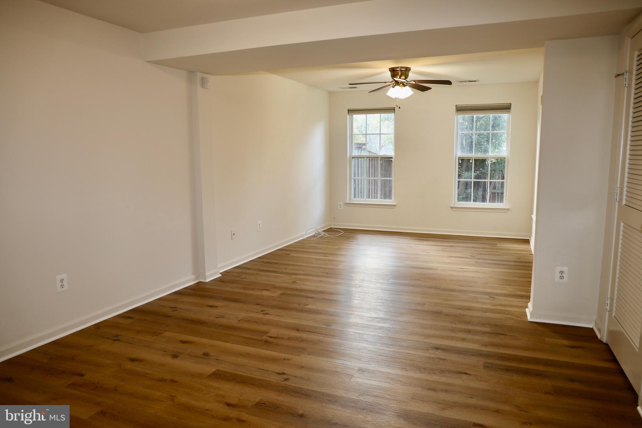 RIVERSIDE STATION - Residential Lease