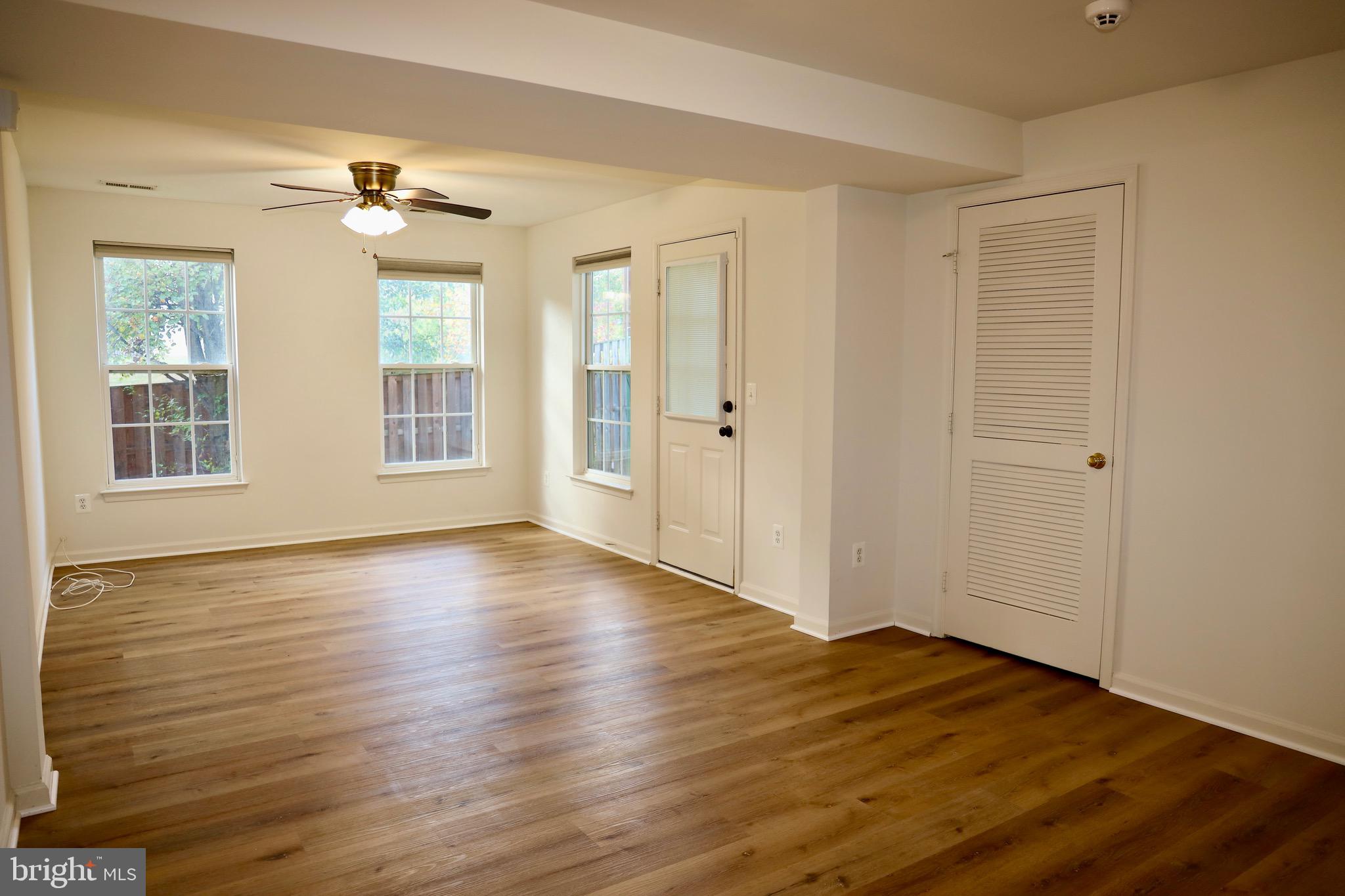 RIVERSIDE STATION - Residential Lease