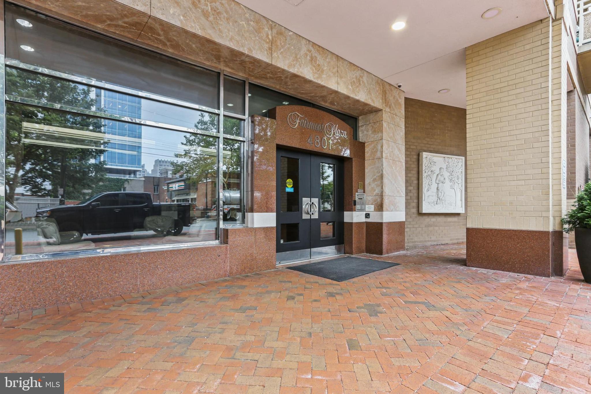 4801 FAIRMONT AVENUE 801