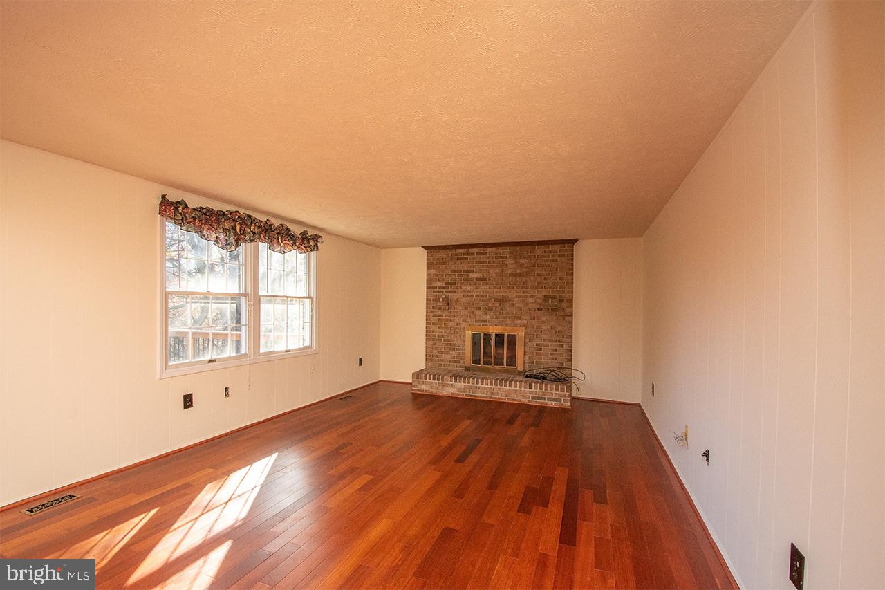 MILL CREEK SOUTH - Residential