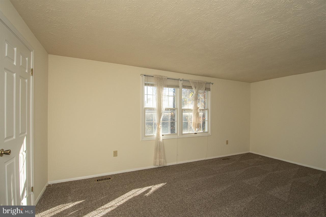 MILL CREEK SOUTH - Residential