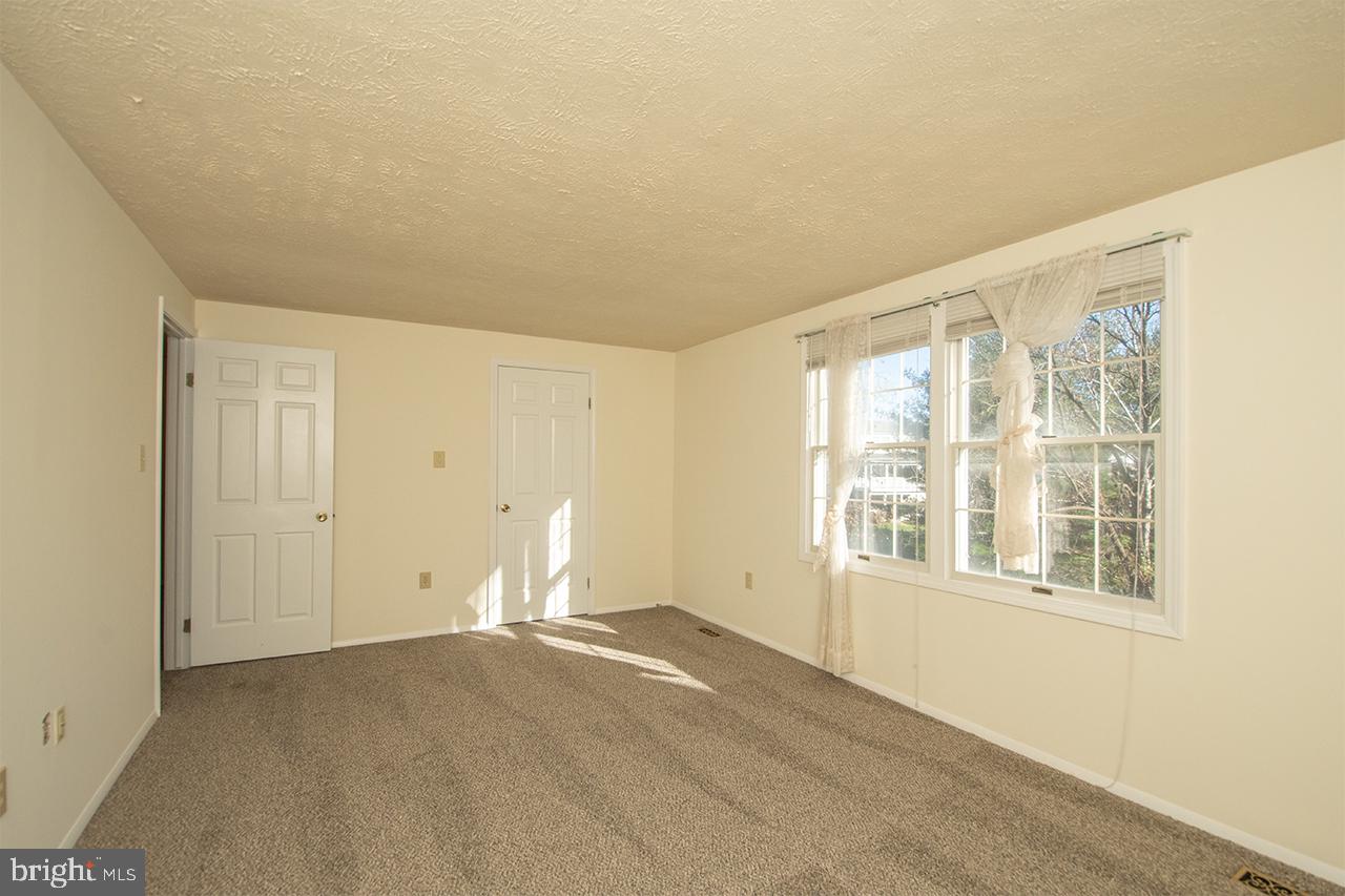 MILL CREEK SOUTH - Residential