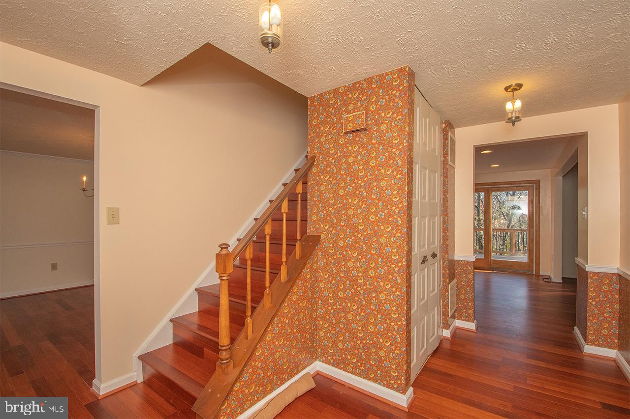 MILL CREEK SOUTH - Residential