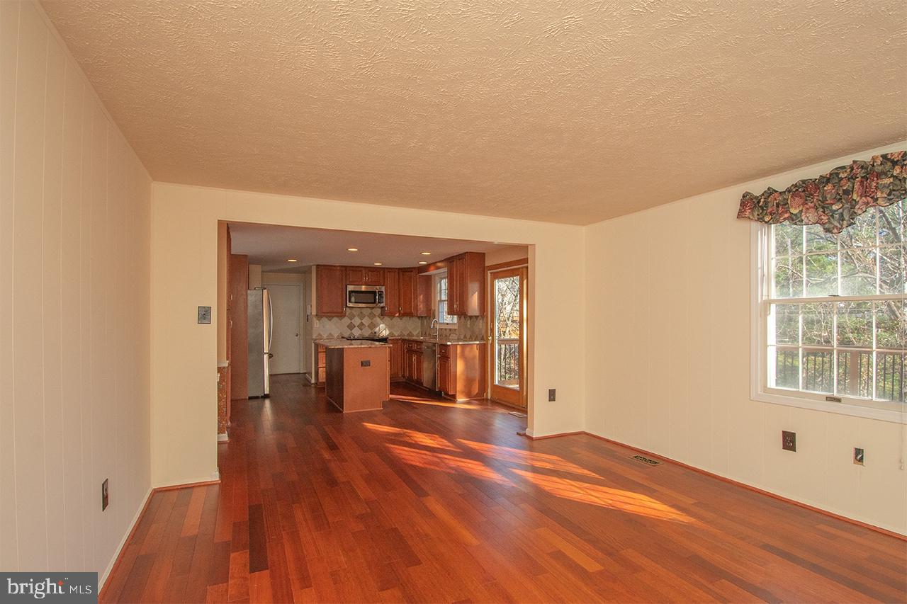 MILL CREEK SOUTH - Residential