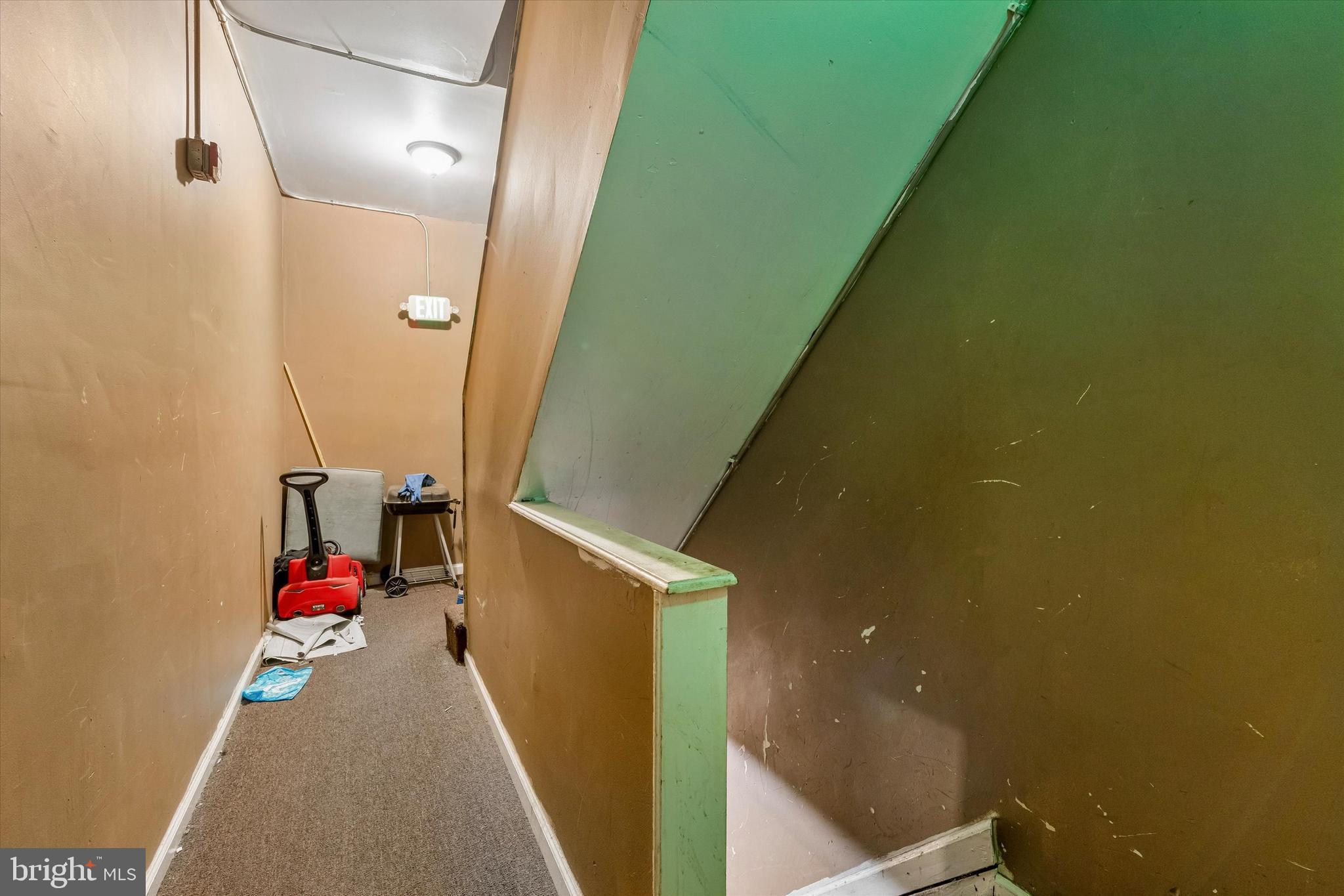 HUNTING PARK - Residential Income