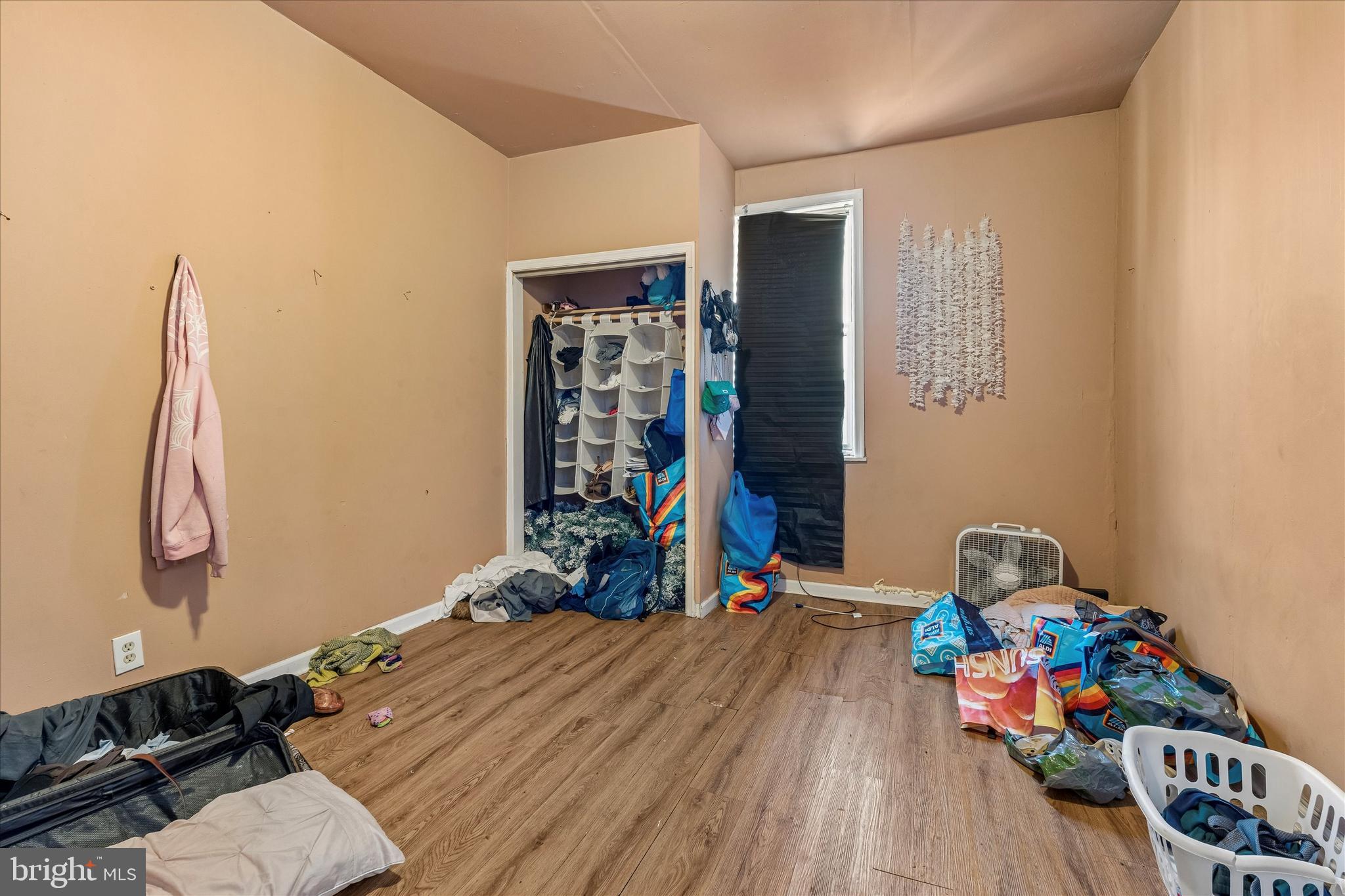 HUNTING PARK - Residential Income