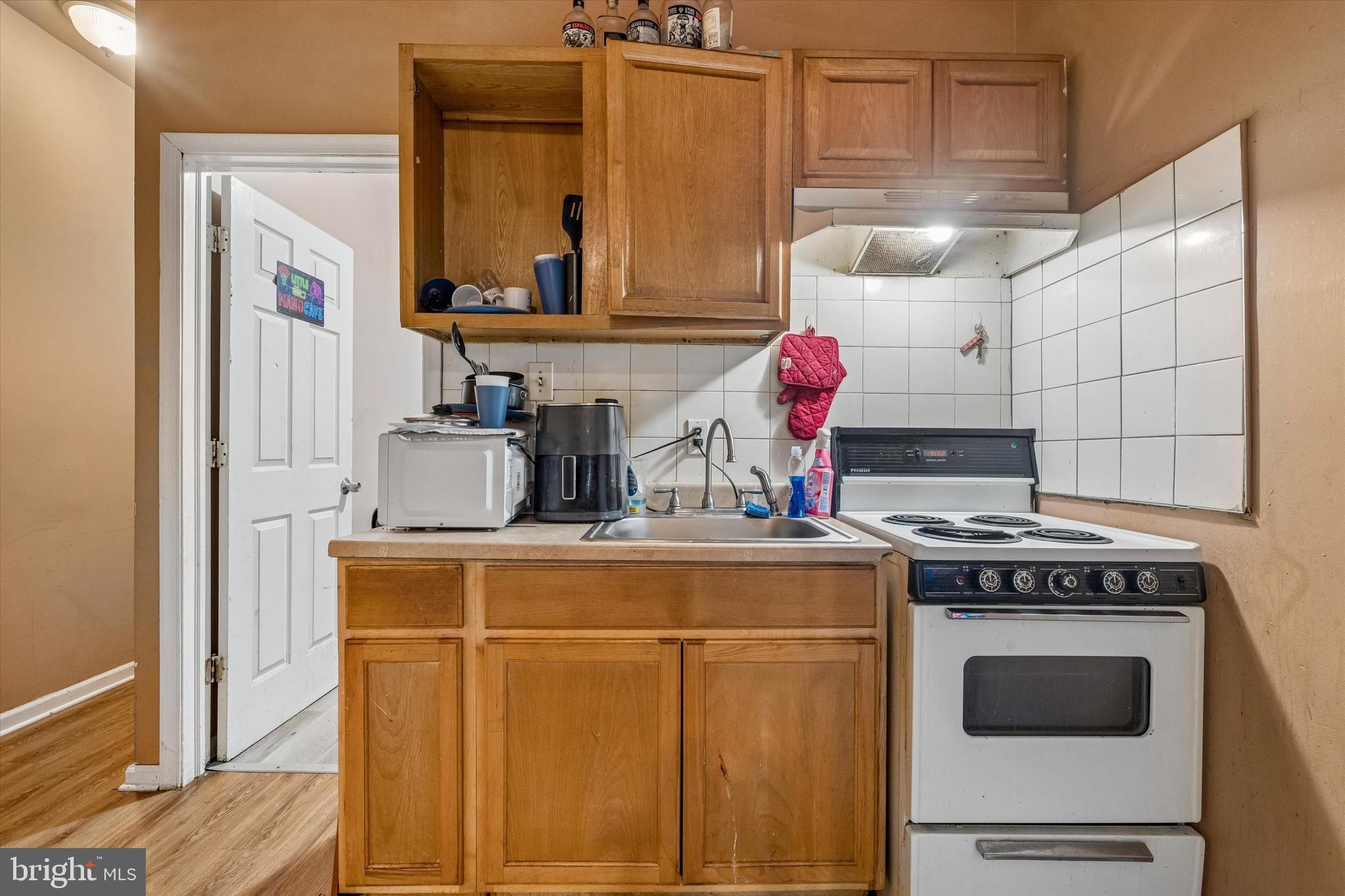 HUNTING PARK - Residential Income