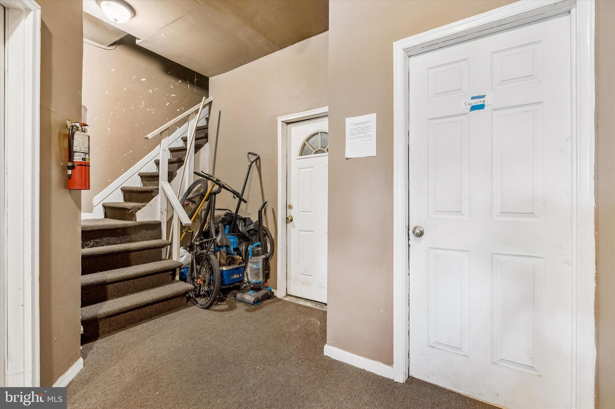 HUNTING PARK - Residential Income