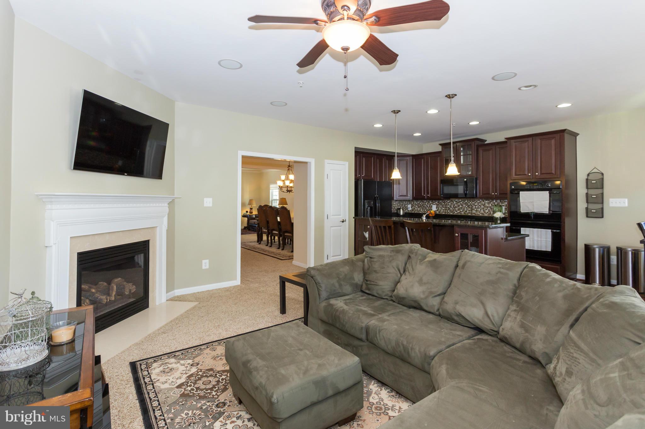 POTOMAC CLUB - Residential