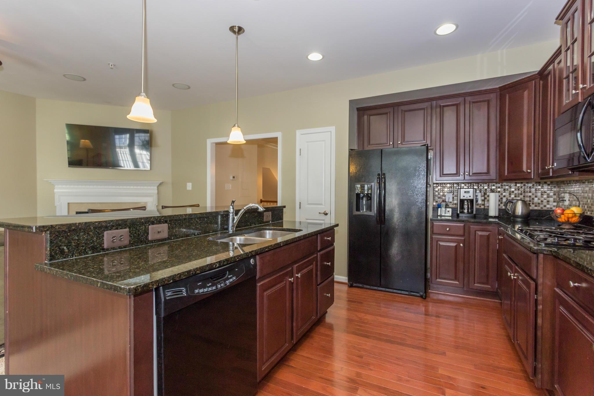 POTOMAC CLUB - Residential