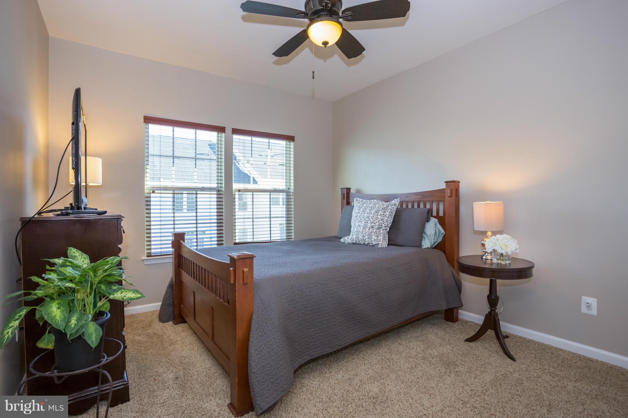 POTOMAC CLUB - Residential