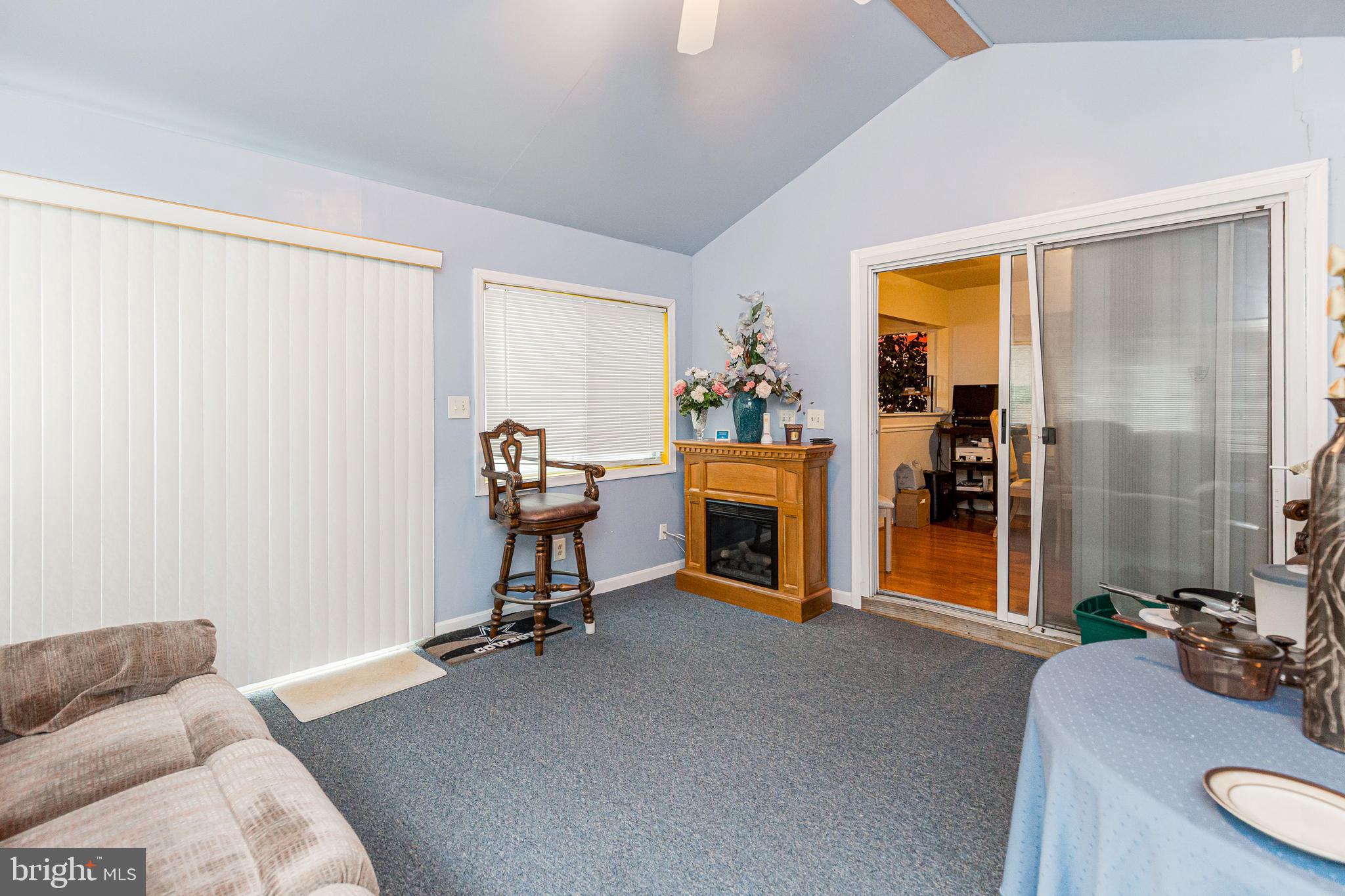 FARMINGTON ROAD ESTATES - Residential