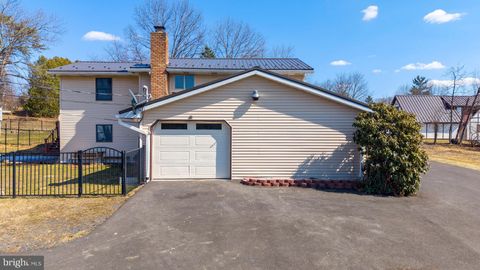 Tiny photo for 148 Penn Avenue, ELYSBURG, PA 17824 (MLS # PANU2003100)