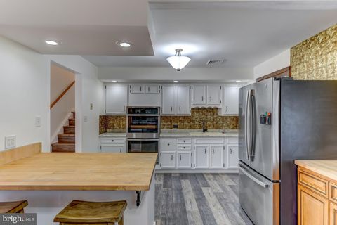 Tiny photo for 148 Penn Avenue, ELYSBURG, PA 17824 (MLS # PANU2003100)