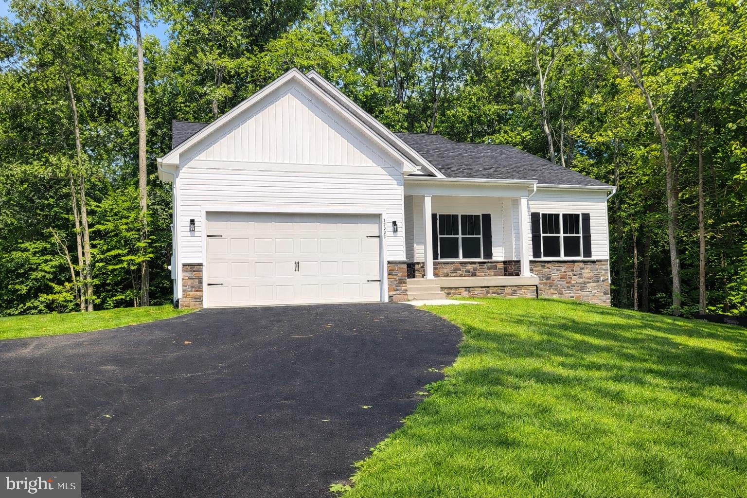 5301 WYNDEMERE CIRCLE