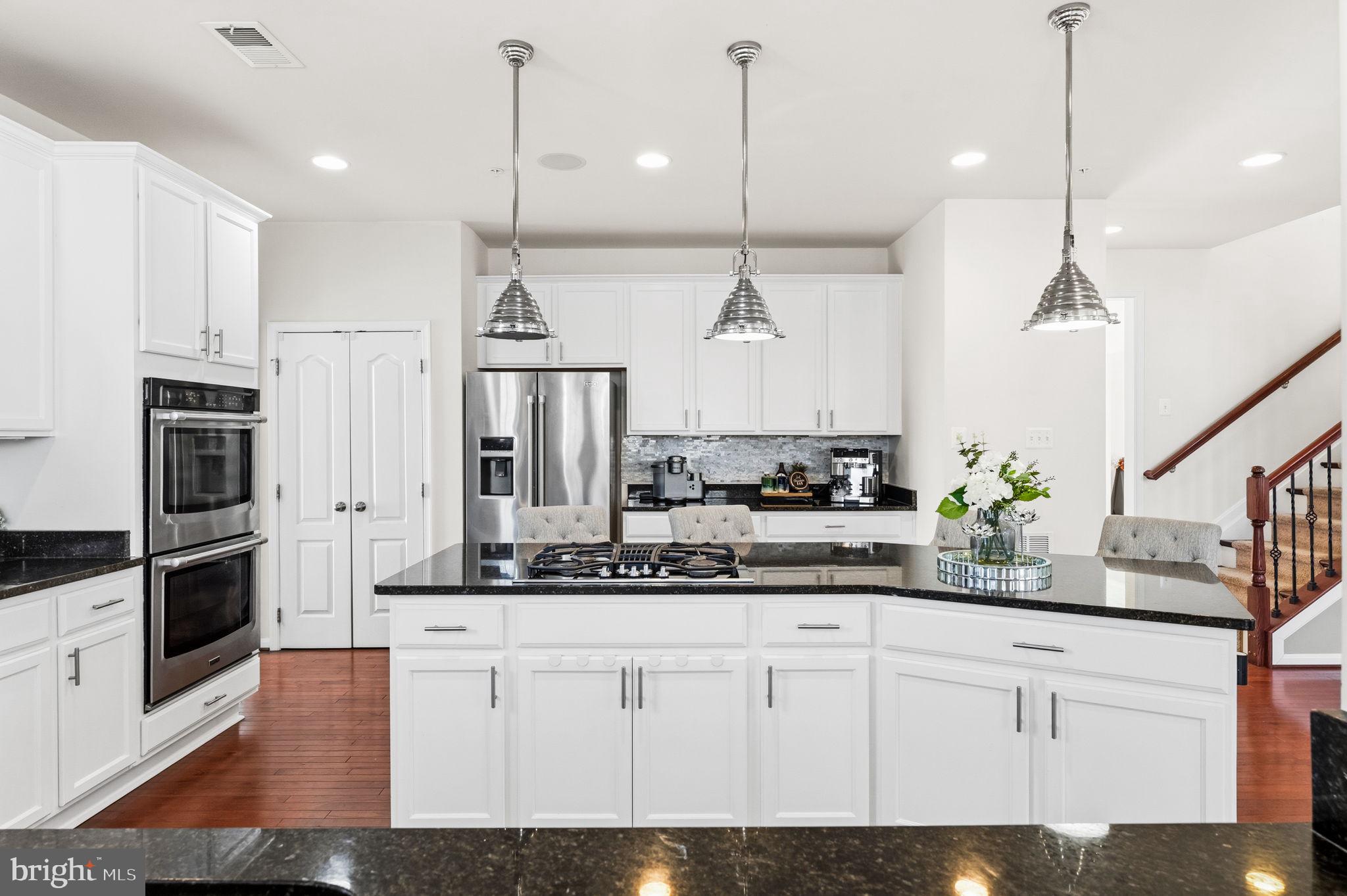 HOLMEHURST - Residential