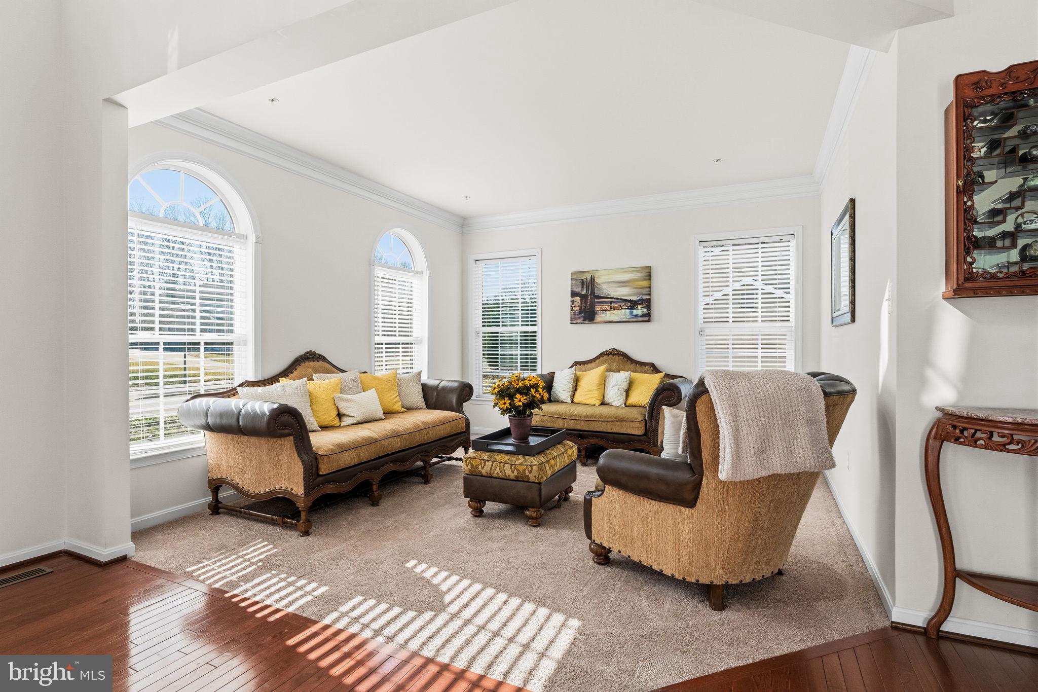 HOLMEHURST - Residential