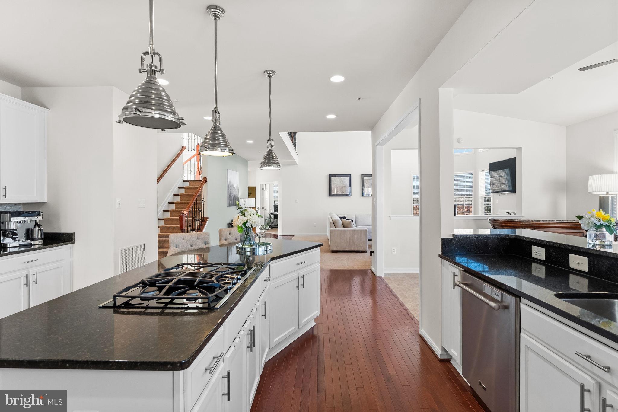 HOLMEHURST - Residential