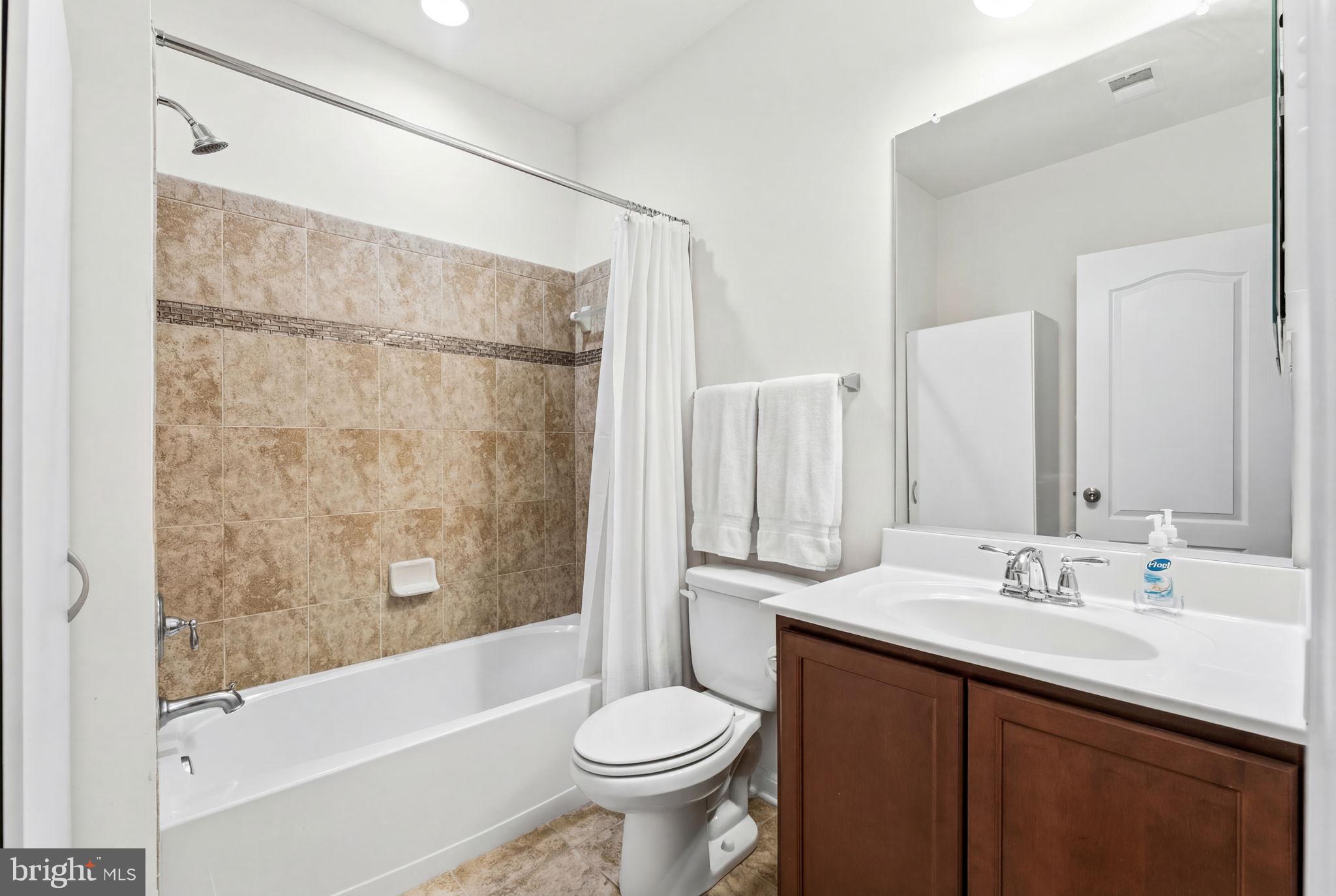 HOLMEHURST - Residential