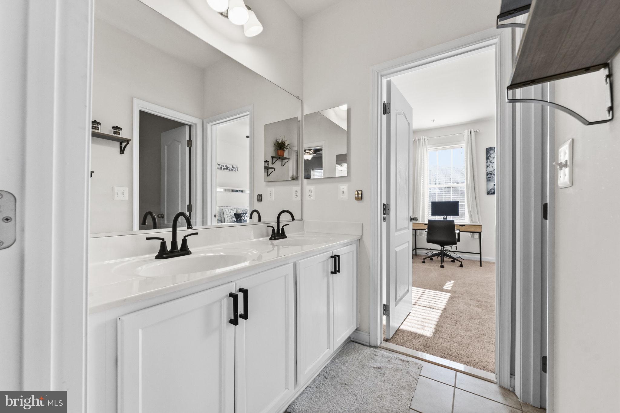 HOLMEHURST - Residential