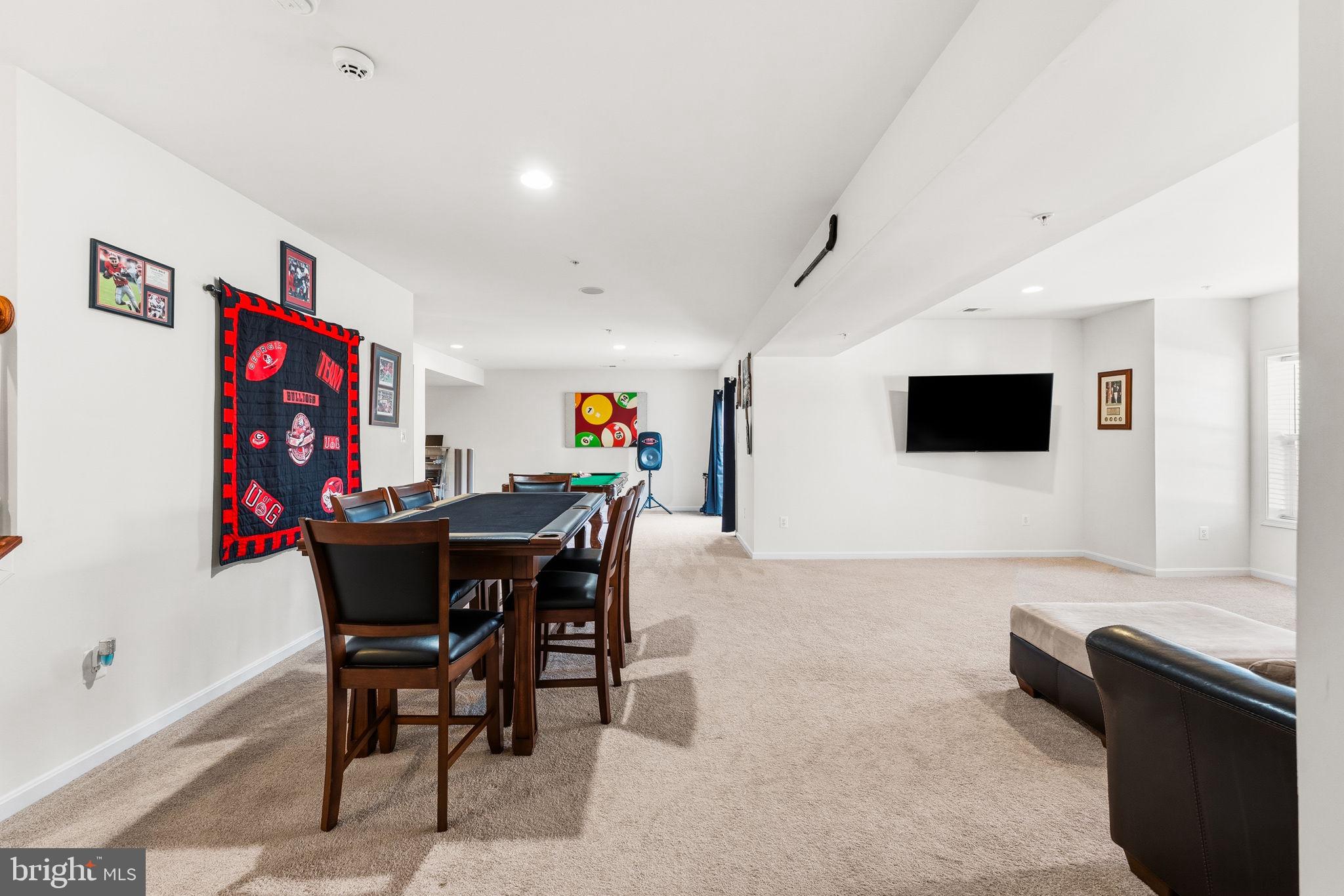 HOLMEHURST - Residential