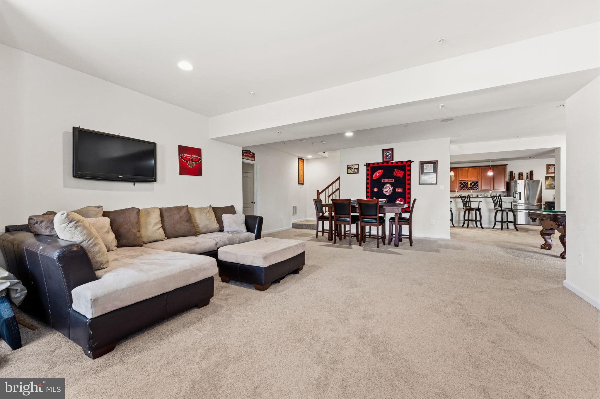 HOLMEHURST - Residential