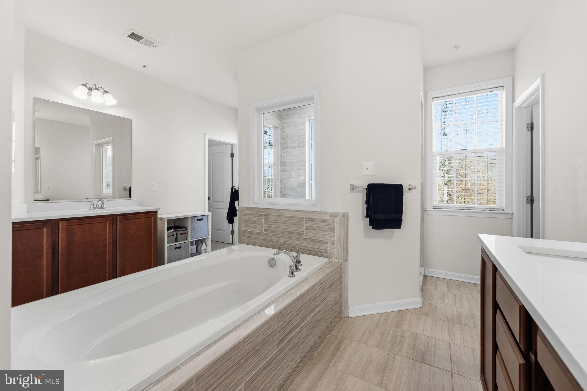 HOLMEHURST - Residential